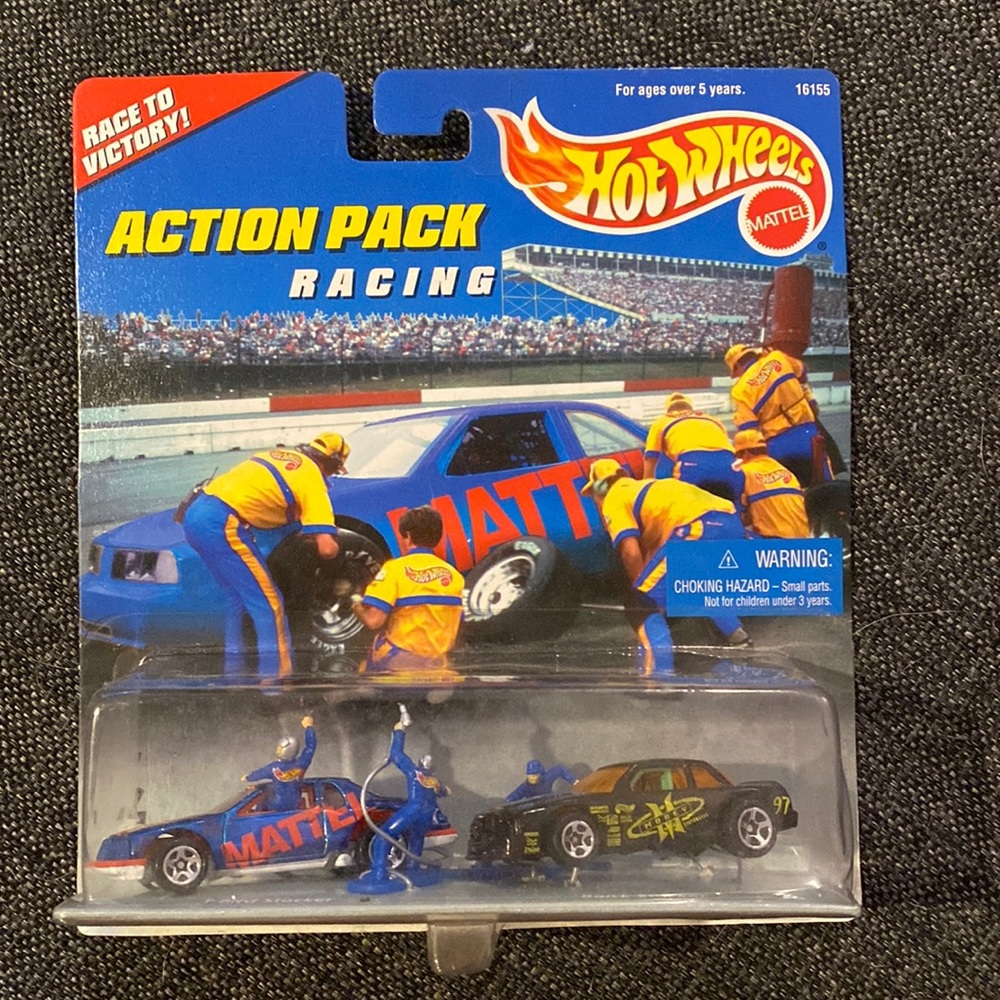 1996 Hot Wheels Action Pack